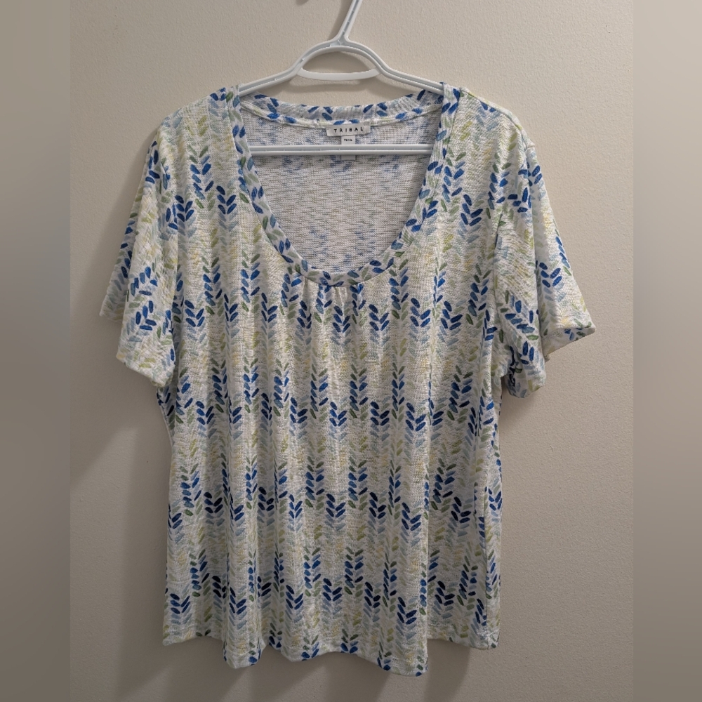 Tribal Blue Green Abstract Leaf Stretch Knit Top Short Sleeve Scoop Neck XL